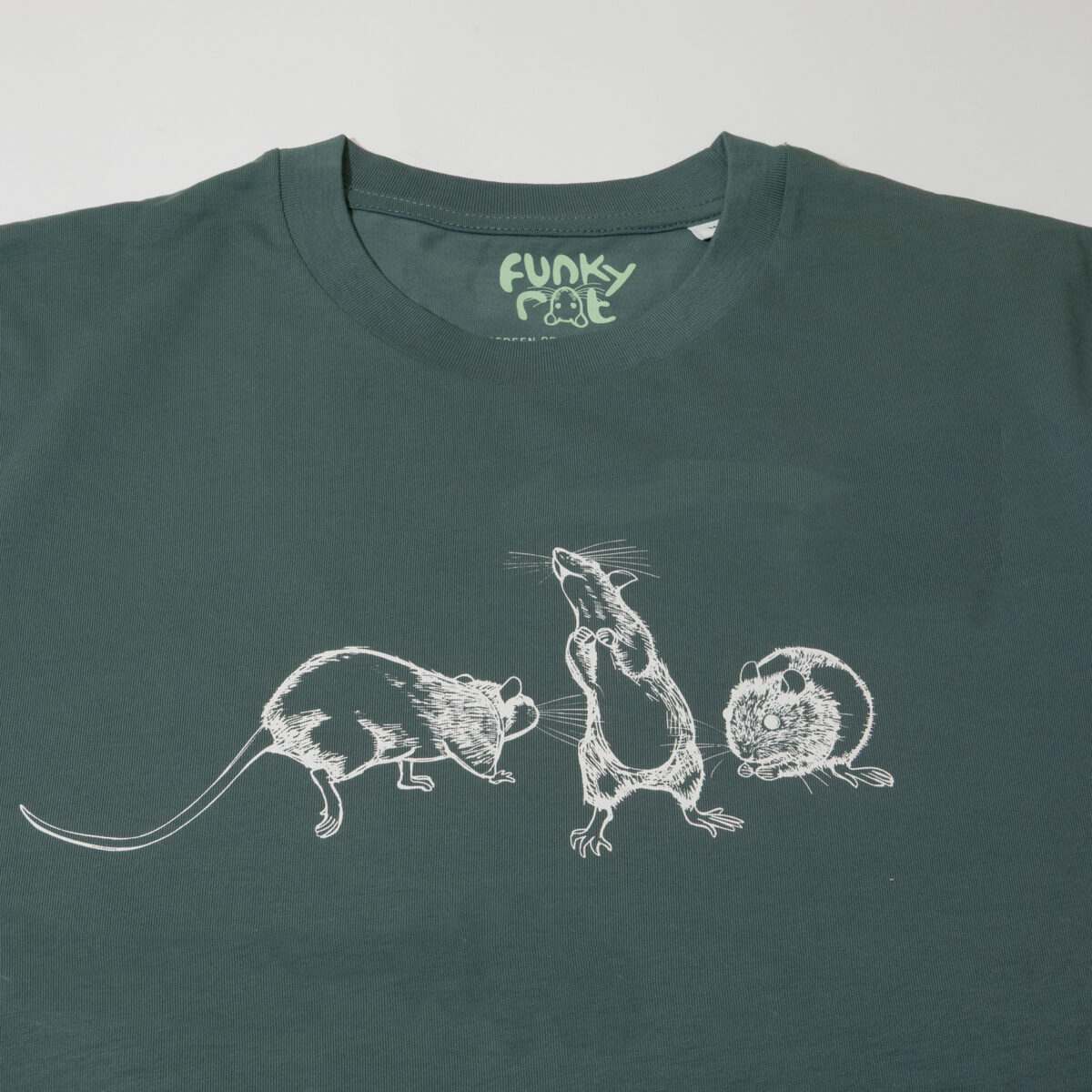 3 rats t-shirt in Green Bay with white print